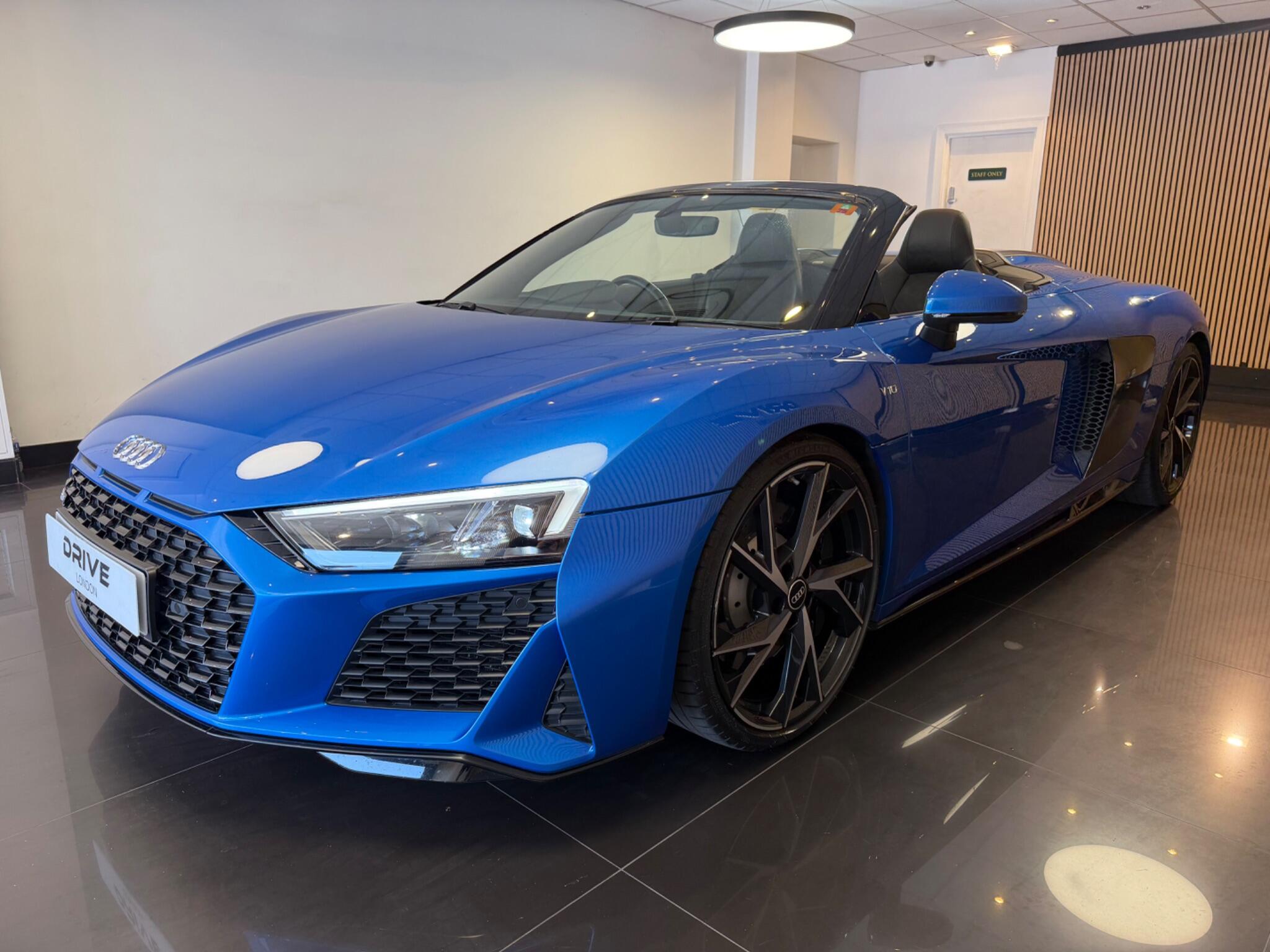 Audi R8